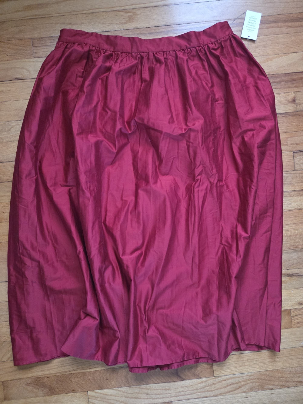 Women's NWT Eloquii Red Midi Skirt - Classic Gathered Waist